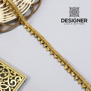 Gota Triangle Lace