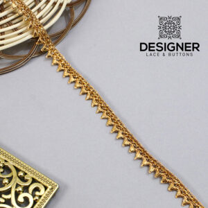 Gota Triangle Lace